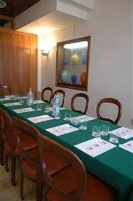 фото отеля Hotel Cristallo Castel d'Azzano