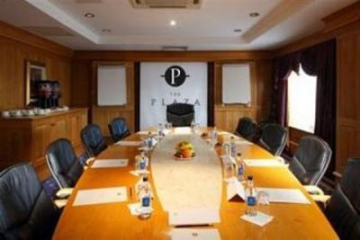 фото отеля The Plaza Hotel Tallaght