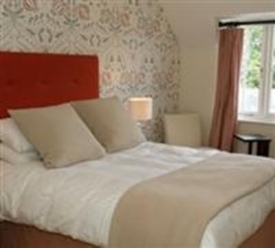 фото отеля Silks Hotels The White Horse Romsey