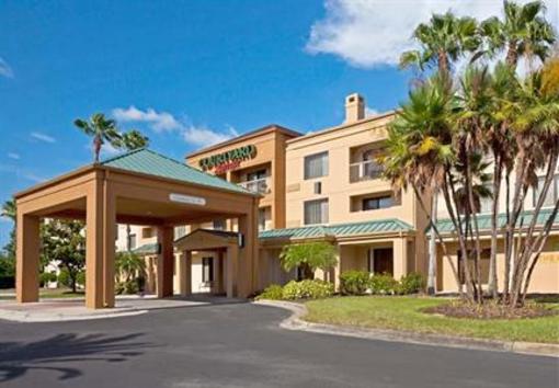 фото отеля Courtyard Tampa Brandon