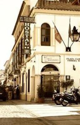 фото отеля Hostal El Triunfo