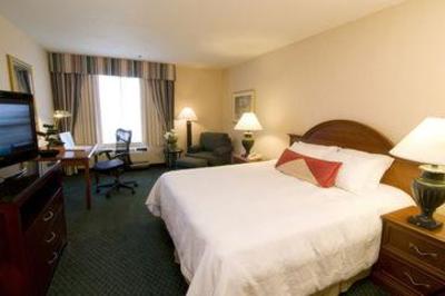 фото отеля Hilton Garden Inn Portland Downtown Waterfront