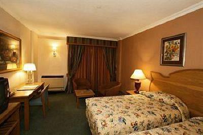 фото отеля Safari Hotel Windhoek