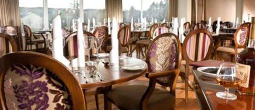 фото отеля Woodstock Hotel Ennis