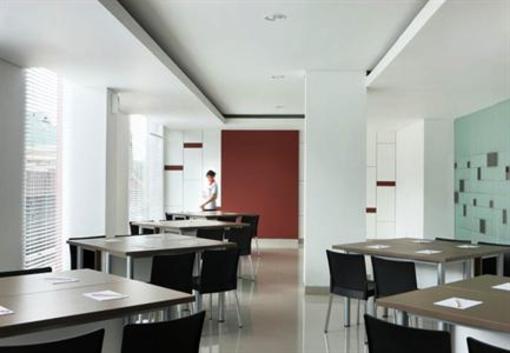 фото отеля Amaris Hotel Malang