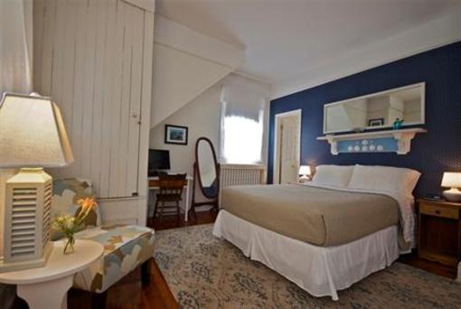 фото отеля Waypoint House