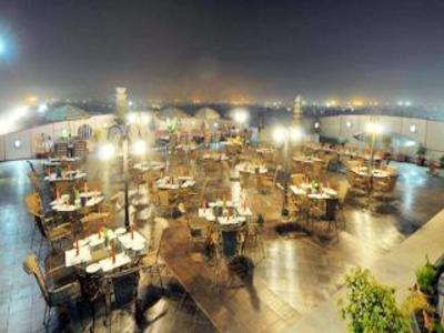 фото отеля Hotel Grand Dhillon