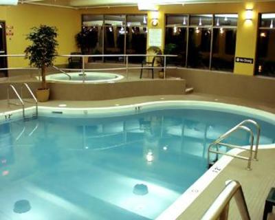 фото отеля Cornerstone Lodge at Fernie Alpine Resort