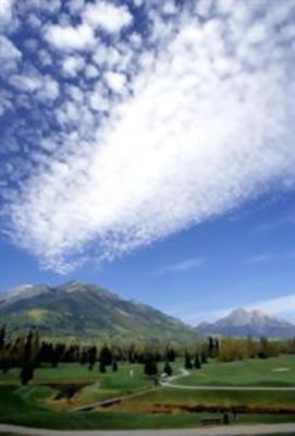 фото отеля Cornerstone Lodge at Fernie Alpine Resort