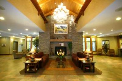 фото отеля Cornerstone Lodge at Fernie Alpine Resort