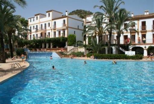 фото отеля Apartamentos La Zarzas