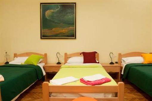 фото отеля San Mara's Hostel