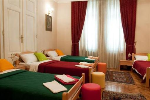 фото отеля San Mara's Hostel