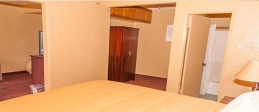 фото отеля Pacific Inn and Suites