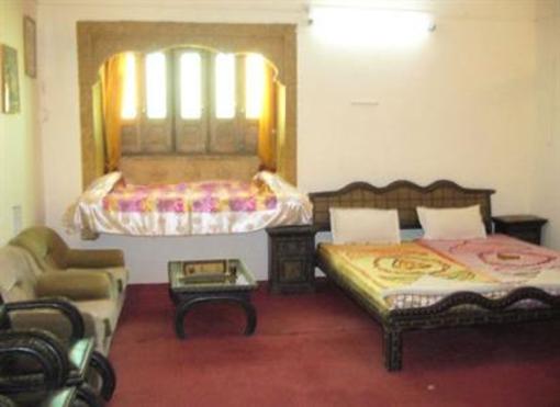 фото отеля Deepak Rest House