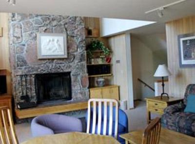 фото отеля Teton Village Rendezvous Mountain Rentals