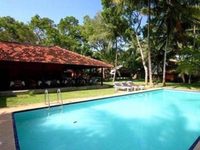 Manahara Beach Cottage & Cabanas
