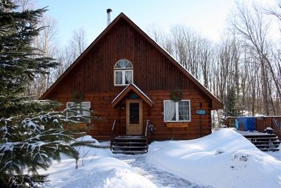 фото отеля Akané Log Home B&B