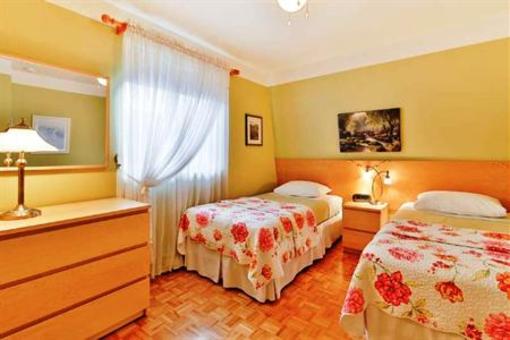фото отеля Maison aux Pignons