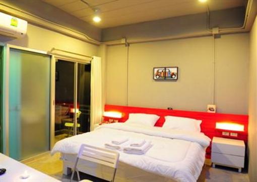 фото отеля The Oddy Hotel Phuket