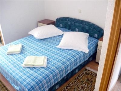 фото отеля Apartmani ALFA - Makarska