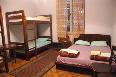 фото отеля Tash-inn Hostel