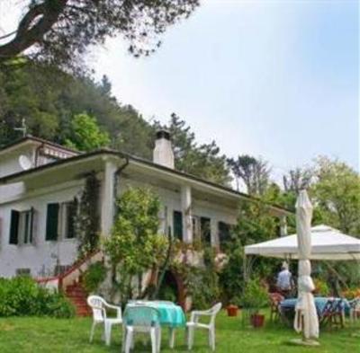 фото отеля Apartment - Lerici