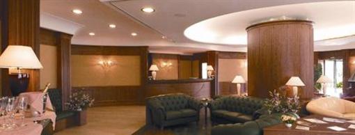 фото отеля Lombardi Park Hotel
