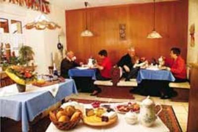 фото отеля Gastehaus Kuhn's Weinschenke