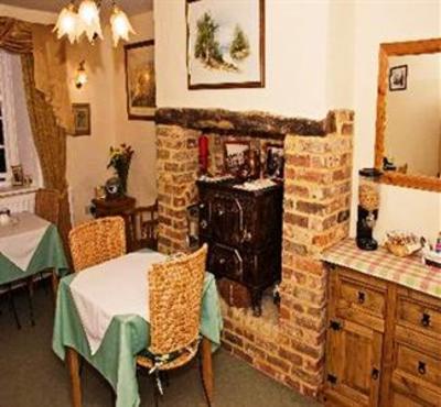 фото отеля The Poplars Bed & Breakfast