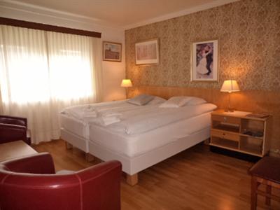 фото отеля Akra Guesthouse