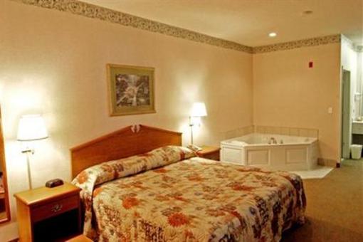 фото отеля Super 8 Chatsworth Dalton