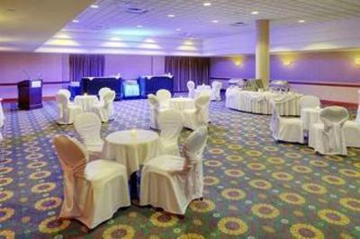фото отеля The National Hotel and Suites Ottawa