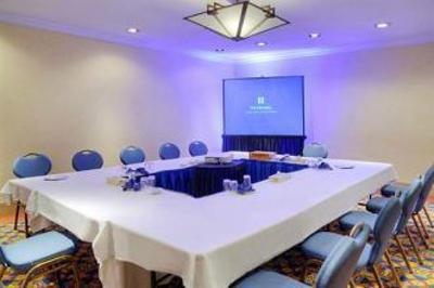 фото отеля The National Hotel and Suites Ottawa