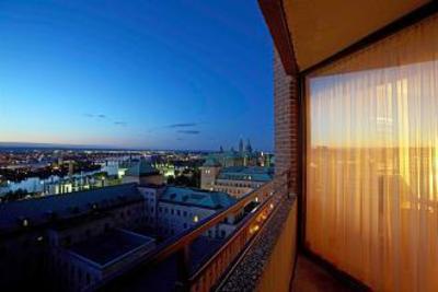 фото отеля The National Hotel and Suites Ottawa