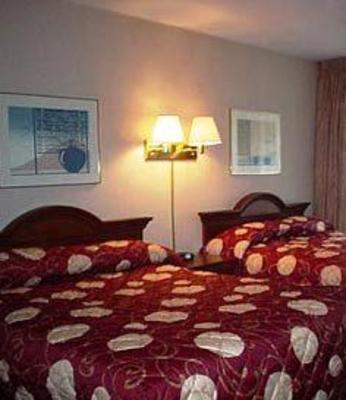 фото отеля Best Western Lodge On The Green