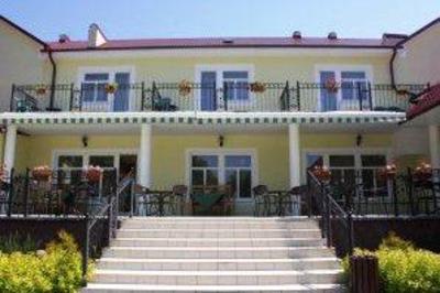 фото отеля Becker Hotel
