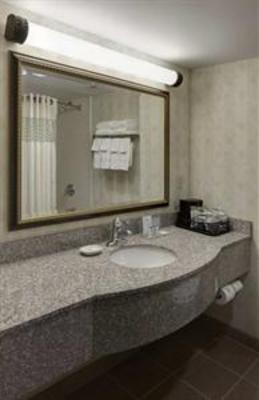 фото отеля Hampton Inn & Suites Cleveland Beachwood