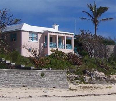 фото отеля Grape Bay Cottages