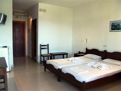 фото отеля Artemis Bungalows