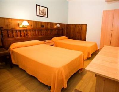 фото отеля Hostal Lizana 1 Y 2