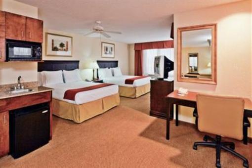 фото отеля Holiday Inn Express Hotel & Suites Philadelphia-Choctaw
