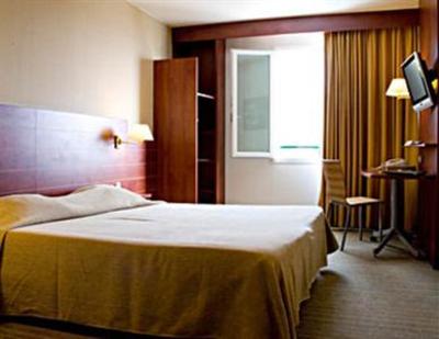 фото отеля Best Western Ajaccio Amiraute