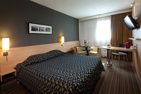 фото отеля Best Western Ajaccio Amiraute