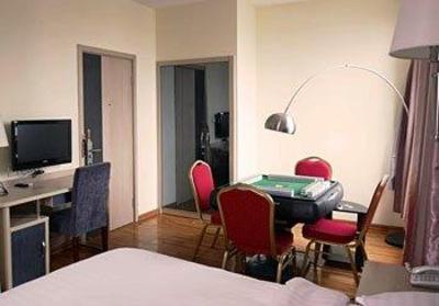 фото отеля Jiukun Holiday Hotel