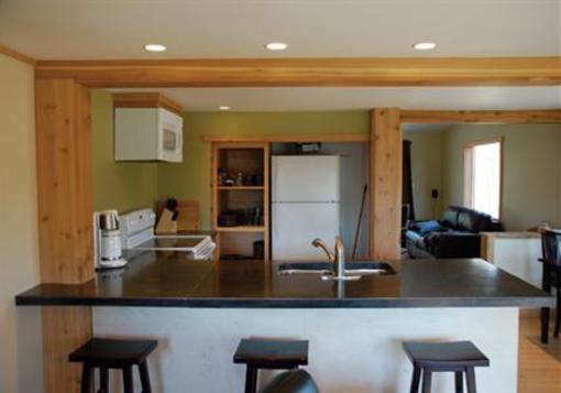 фото отеля Stonesthrow Guesthouse