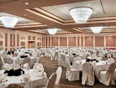 фото отеля Peninsula Plaza Hotel & Conference Center