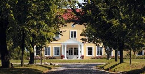 фото отеля Gutshaus Stolpe