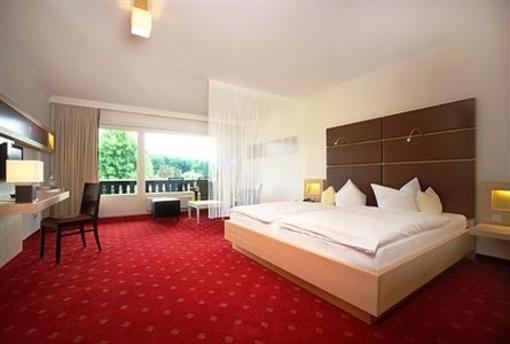 фото отеля Hotel Berggasthof Wilhelmshoehe Stemwede