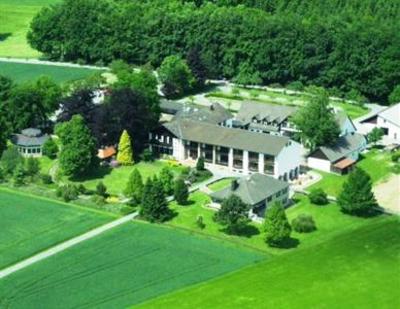 фото отеля Hotel Berggasthof Wilhelmshoehe Stemwede
